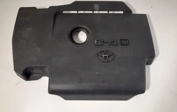 Toyota Avensis T270 Engine cover (trim) 00000055