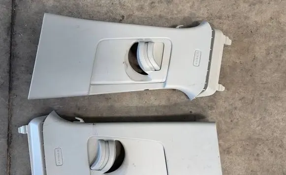 Audi Q2 - (B) pillar trim (top) 81A867243