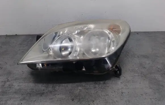 Opel Astra H Headlight/headlamp 13239288