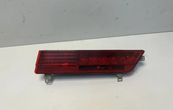 Tailgate rear/tail lights