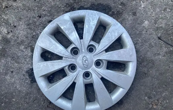 Hyundai i30 R16 wheel hub/cap/trim 52960A6100