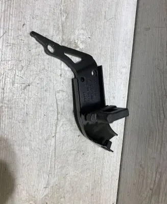Audi A4 S4 B9 Parcel shelf load cover mount bracket 8W9863583
