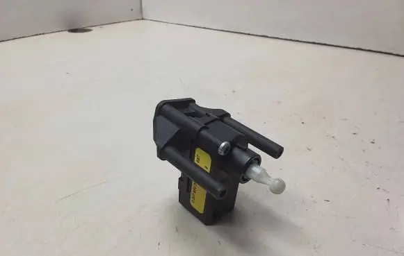 Headlight level adjustment motor