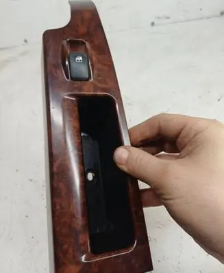 KIA Sorento Electric window control switch 