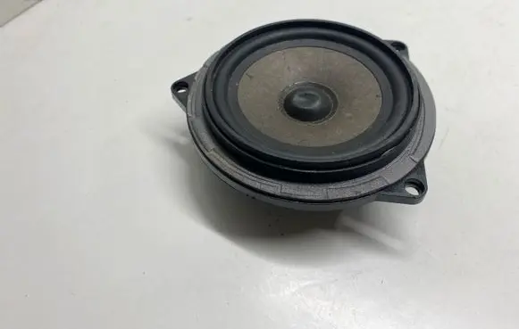 BMW 1 E81 E87 Subwoofer speaker 18820010
