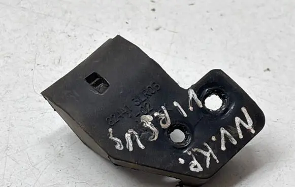 Nissan e-NV200 Sliding door check strap stopper 824413LR0B