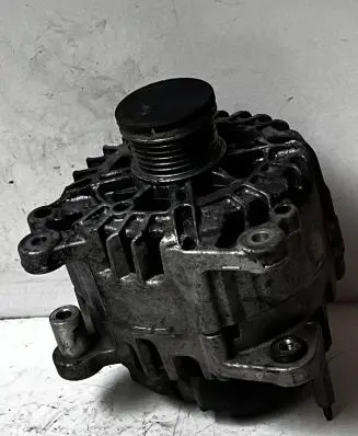 Audi A3 S3 8P Generator/alternator 03C903023T 2608427C TG14C028