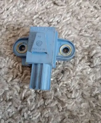 Volkswagen PASSAT B6 Airbag deployment crash/impact sensor 1k0955557a