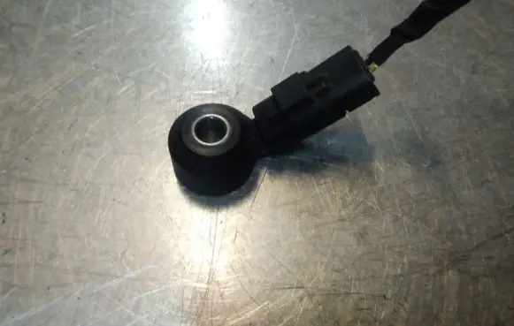 Detonation knock sensor