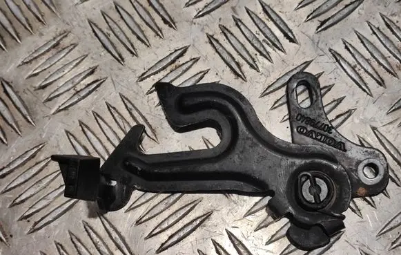 Volvo V70 Engine bonnet/hood lock/latch loop/hook 30779840