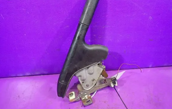 Ford Fusion Handbrake/parking brake lever assembly 