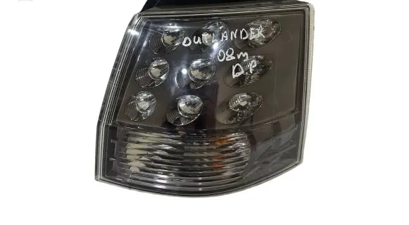 Mitsubishi Outlander Rear/tail lights 22087920