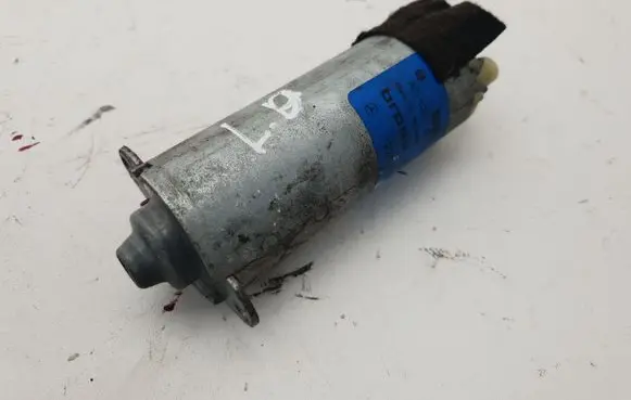 Mercedes-Benz S W221 Seat adjustment motor 0130002568