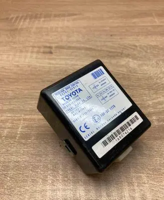 Toyota Corolla Verso AR10 Door control unit/module 897410F010 61B168000