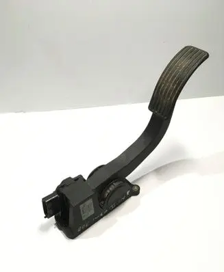 Nissan Terrano Accelerator throttle pedal 0281002591 180022X800 490102198