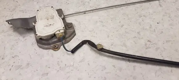 Mitsubishi Pajero Sport I Central locking motor MR970610