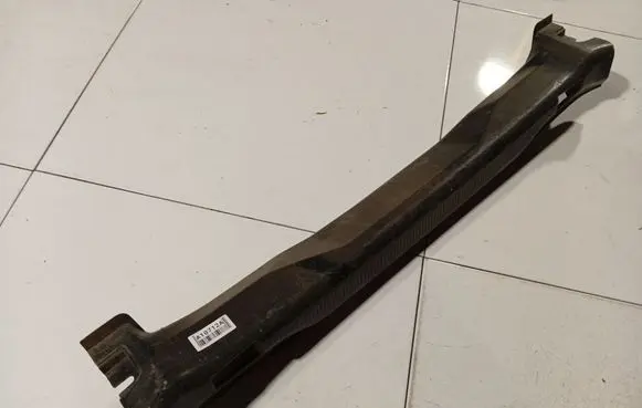 Audi 80 90 S2 B4 Other trunk/boot trim element 8A9863471A