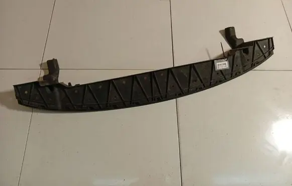 Volkswagen Jetta V Front bumper mounting bracket 1K0807093D