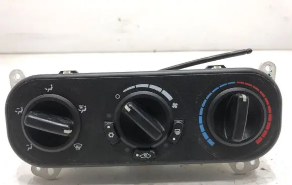 Dodge Caliber Interior fan control switch P05058307AE