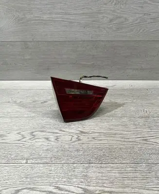 BMW 3 E90 E91 Tailgate rear/tail lights 7154155