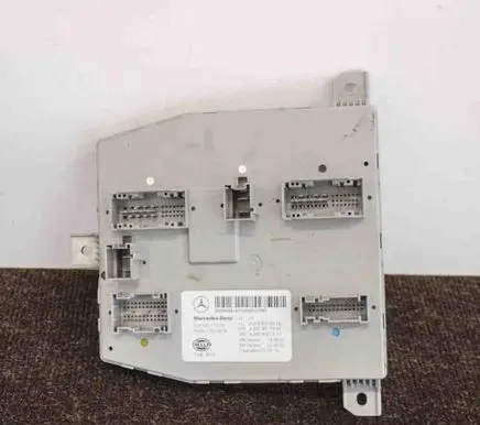 Mercedes-Benz C W205 Central body control module