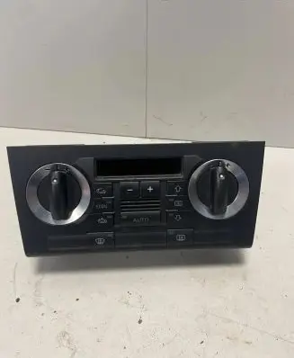 Audi A3 S3 8P Climate control unit 8P0820043H 412206018027