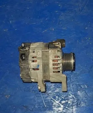KIA Pro Cee'd II Generator/alternator 3730004950