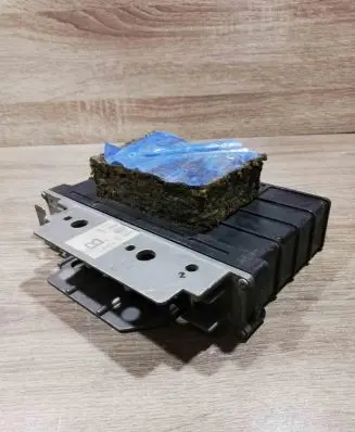 Volkswagen Golf III Engine control unit/module ECU 1636b 0011292