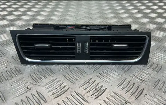 Audi A4 S4 B8 8K Dash center air vent grill 8T1820951E