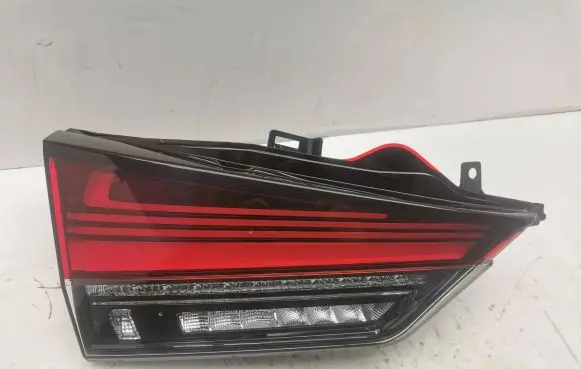 Lexus RX 450H Tailgate rear/tail lights 02R1 48223 00200F1