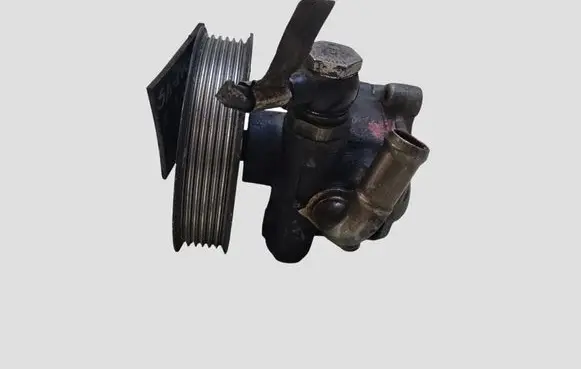 Seat Alhambra (Mk1) Power steering pump 7M0145157AA