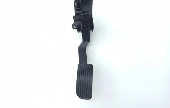 Mercedes-Benz Vito Viano W639 Accelerator throttle pedal A6393000704 0281002563