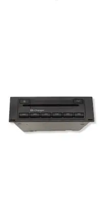 Audi A4 S4 B7 8E 8H CD/DVD changer 8E0035111D