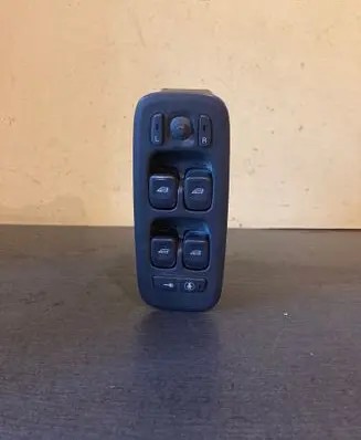 Volvo S60 Electric window control switch 8682836 MD315500077