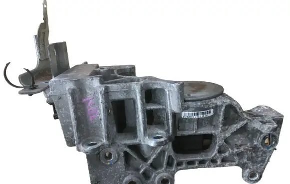 Renault Koleos I Gearbox mounting bracket 68042680 HE4000132