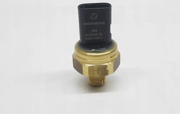 Mercedes-Benz E W213 Fuel pressure sensor A0009050603