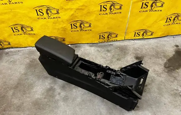Renault Megane IV Armrest