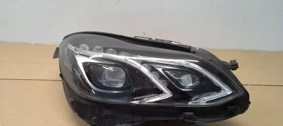Mercedes-Benz E W212 Headlight/headlamp A2129063203KZ