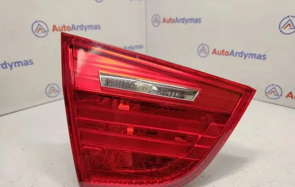 BMW 3 E90 E91 Tailgate rear/tail lights 7154155 63217154155 63214871733
