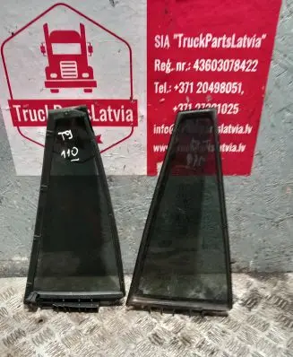 Toyota RAV 4 (XA30) Rear vent window glass 6818942040 T9111