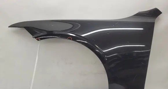Volvo S90, V90 Fender
