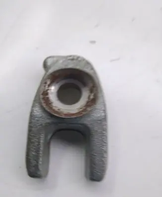 Renault Clio IV Fuel Injector clamp holder