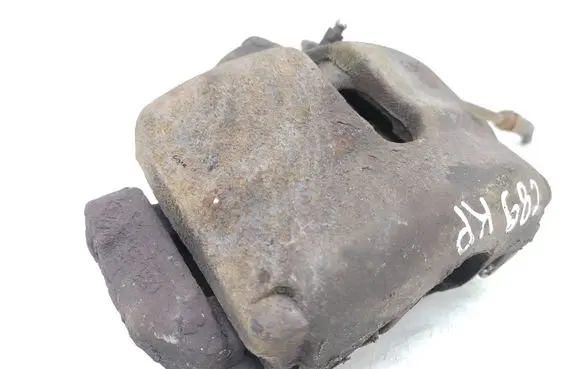 Volkswagen Touran I Front brake caliper