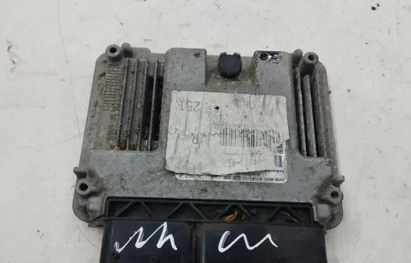 Audi A6 C7 Engine control unit/module 03L906613LB 0281017945