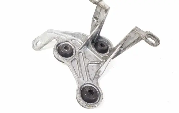 Mercedes-Benz C W204 ABS pump bracket A2044300110