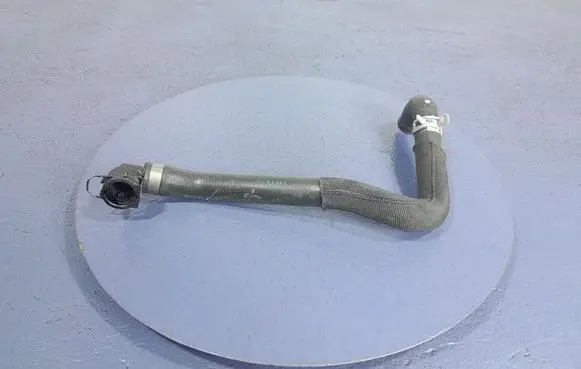 BMW X5 E53 Engine coolant pipe/hose 9398801