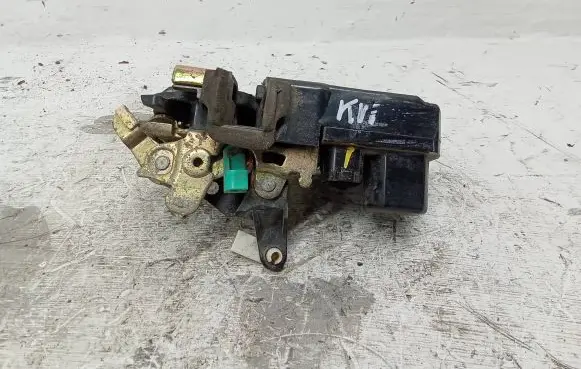 Chrysler 300 - 300C Front door lock