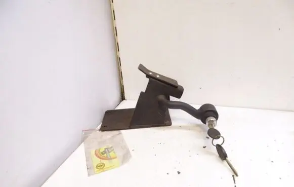 Nissan Qashqai+2 Gearbox mount 1157KA