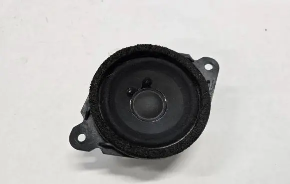 Mazda CX-7 Panel speaker BOSE