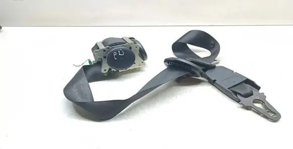 BMW 2 F46 Front seatbelt 635240300A